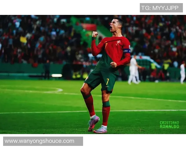 足球巨星C罗的辉煌历程与传奇生涯全景回顾 足球巨星C罗的辉煌历程与传奇生涯全景回顾