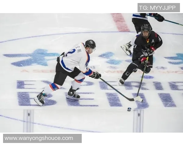 足球明星与冰球运动员的职业生涯差异及影响因素探讨 足球明星与冰球运动员的职业生涯差异及影响因素探讨