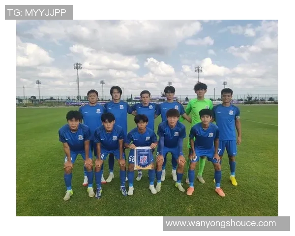 上海足球队的灵活战术解析与未来发展展望 上海足球队的灵活战术解析与未来发展展望